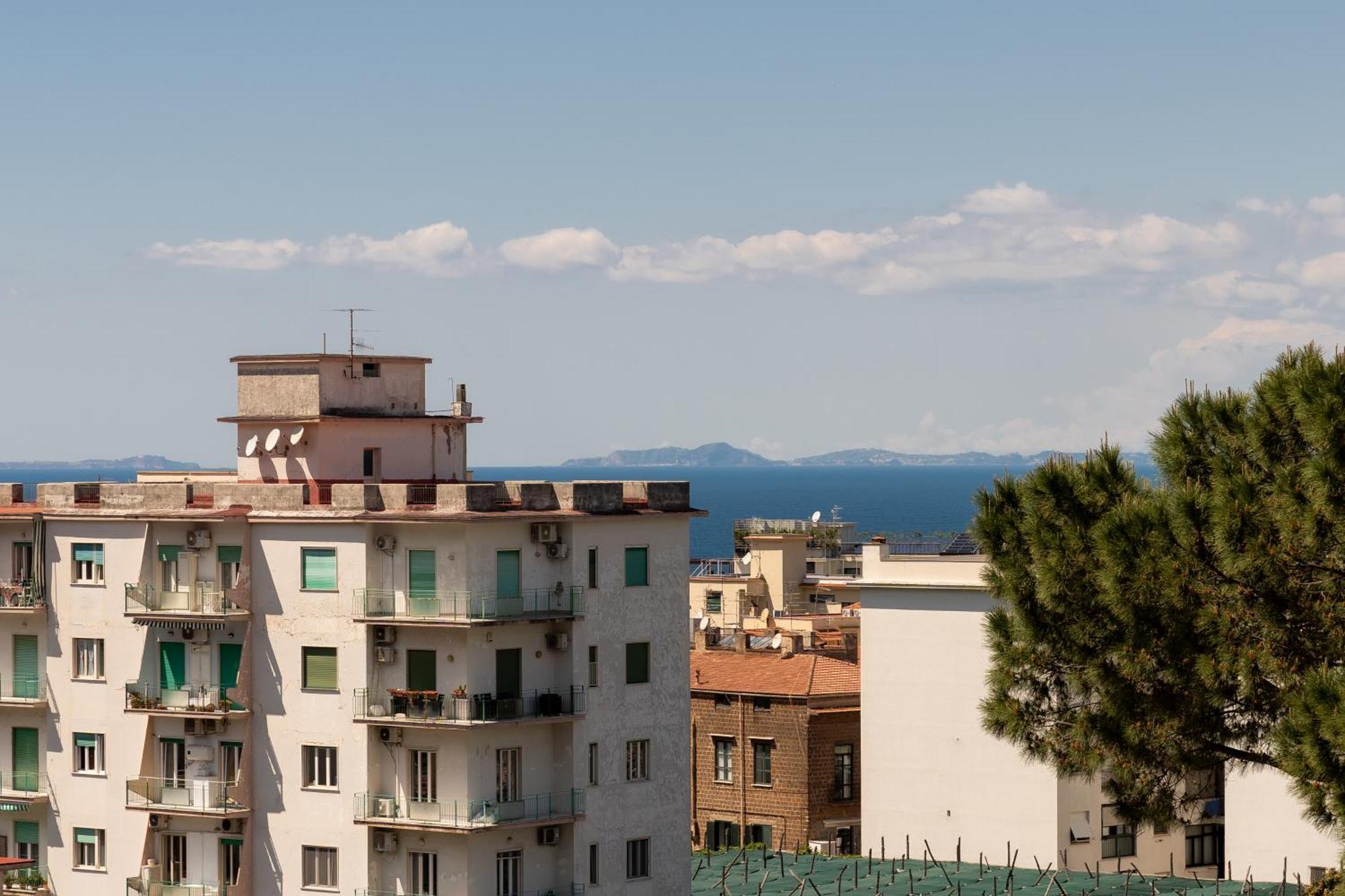 Mifra Suites Sorrento Buitenkant foto